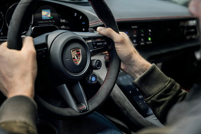 porsche taycan 2026 06 06