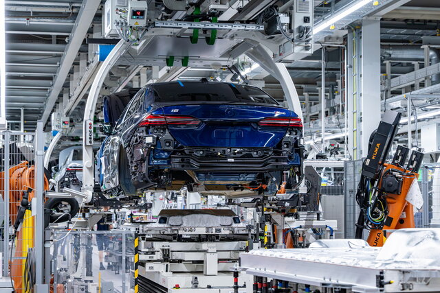 fabbrica bmw varie 1