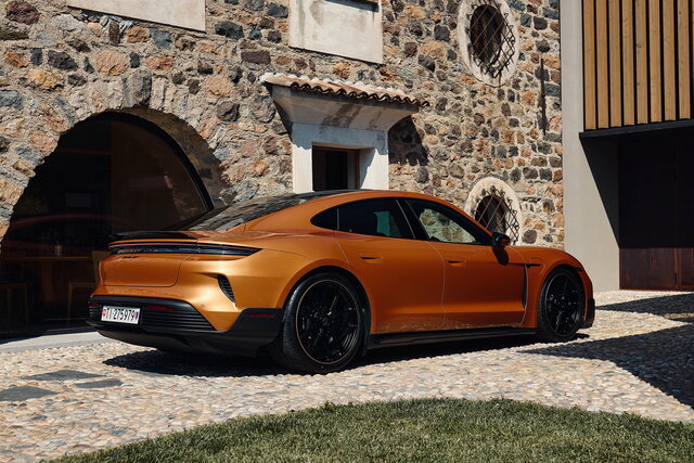 porsche taycan 2026 varie 1