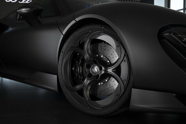 alfa romeo 33 stradale perla nera 2026 09 05