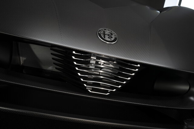 alfa romeo 33 stradale perla nera 2026 09 06