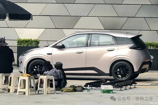 byd seagull 2027 spy 1