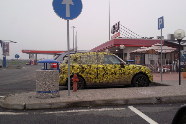 Mini ???