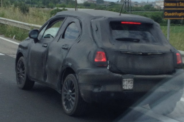 fiat 500x spy 1