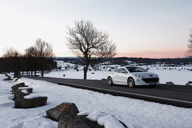 nuove foto peugeot rcz13