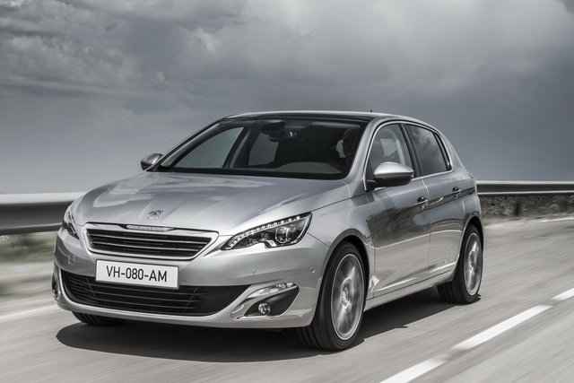 peugeot 308 primo contatto 09