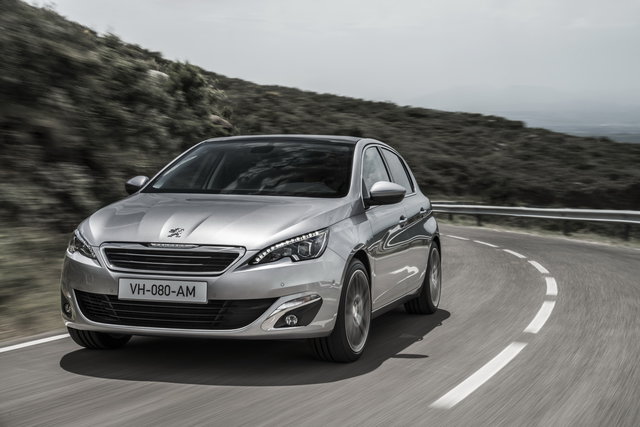 peugeot 308 primo contatto 11