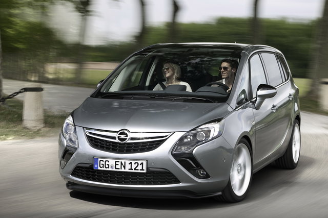 opel zafira tourer 270504