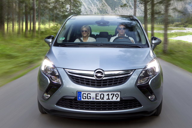 opel zafira tourer 272877