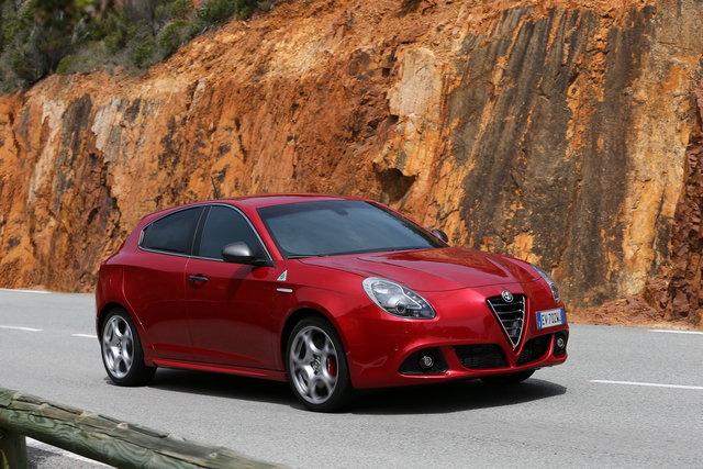 alfa romeo giulietta quadrifoglio 2014 29