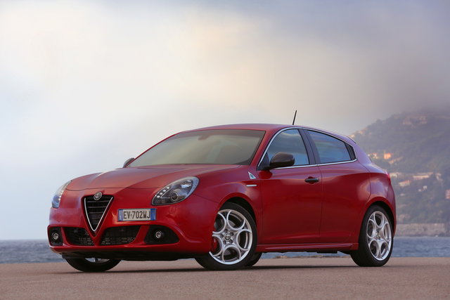 alfa romeo giulietta quadrifoglio 2014 43