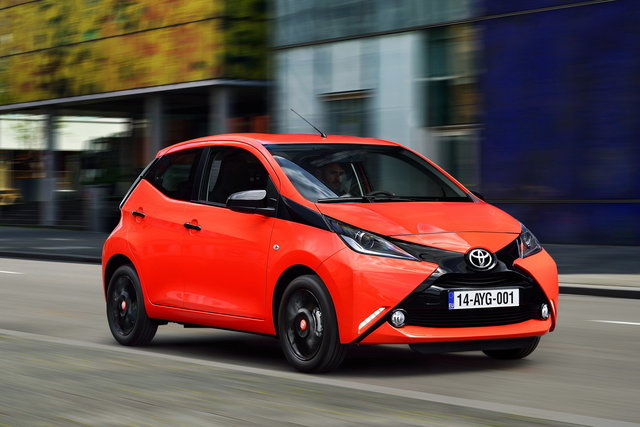 toyota aygo 2014 primo contatto 33