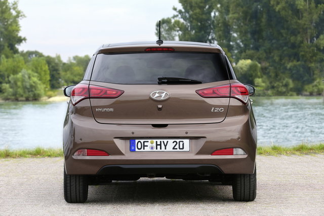 hyundai i20 2015 20