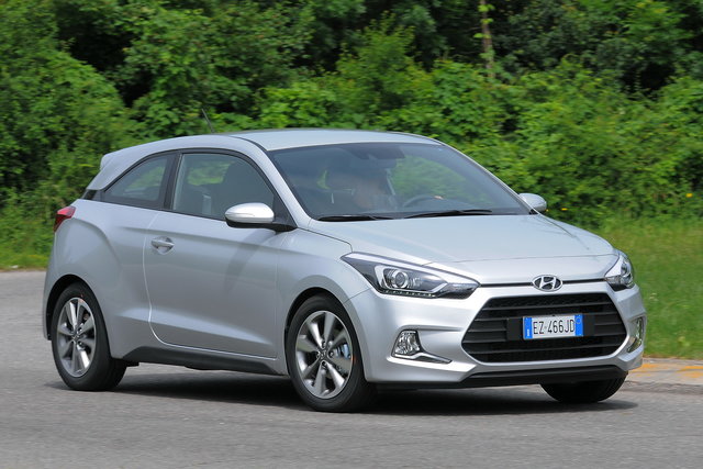 hyundai i20 coupe 13