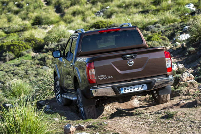 nissan navara 2015 primo contatto 29