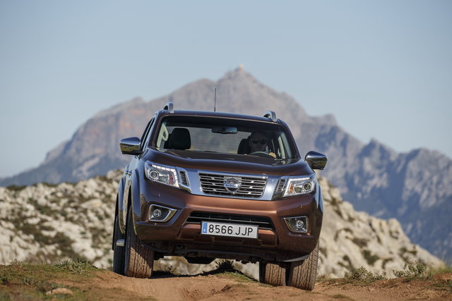 nissan navara 2015 primo contatto 36
