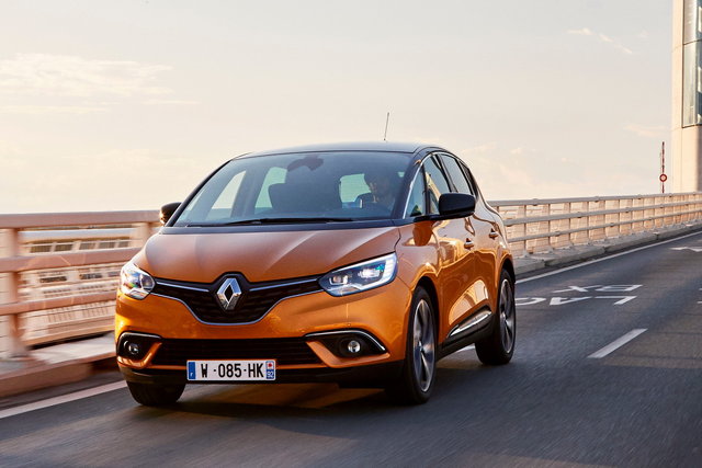 renault scenic 2016 primo contatto 05