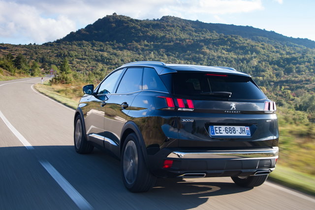 peugeot 3008 primo contatto 17