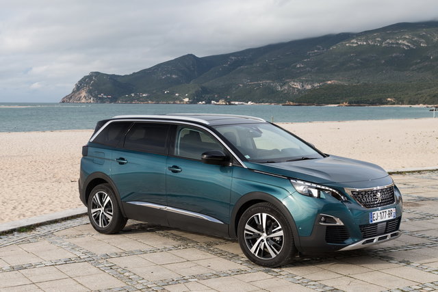 peugeot 5008 2017 primo contatto 07