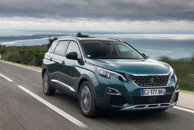 peugeot 5008 2017 primo contatto 11