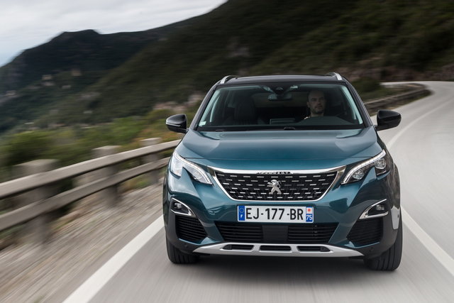 peugeot 5008 2017 primo contatto 15