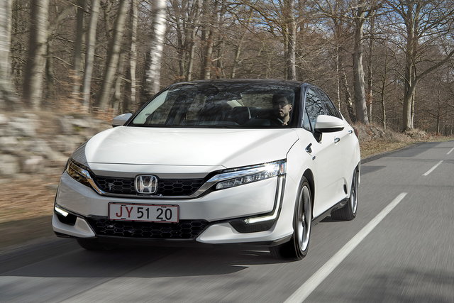 honda clarity fuel cell primo contatto 18