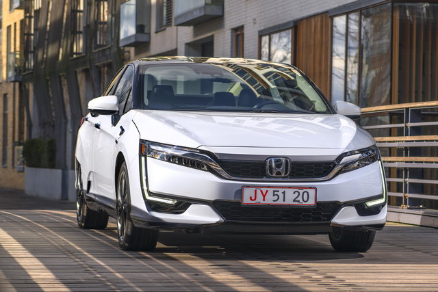 honda clarity fuel cell primo contatto 28