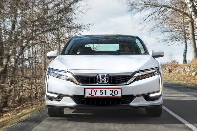 honda clarity fuel cell primo contatto 29