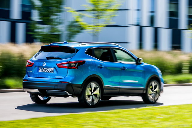 nissan qashqai 2017 06 primo contatto 09