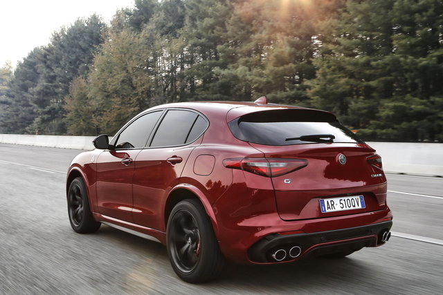 alfa romeo stelvio quadrifoglio 2017 12 18