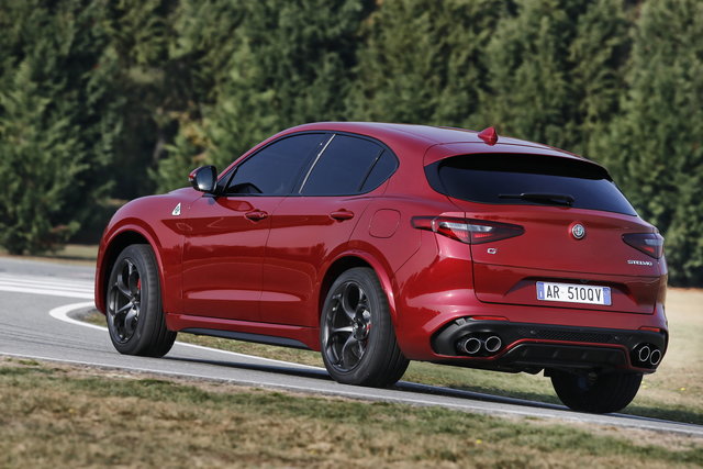 alfa romeo stelvio quadrifoglio 2017 12 29