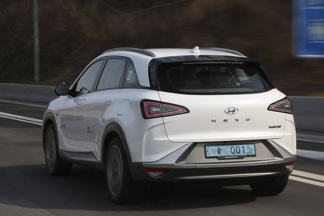 hyundai nexo fuell cell 2018 02 17
