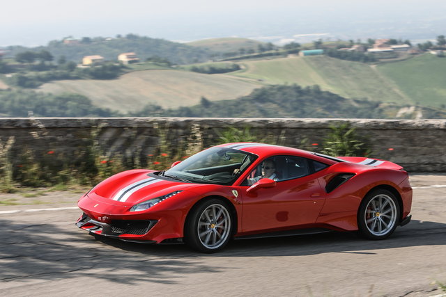 ferrari 488 pista 2018 06 30