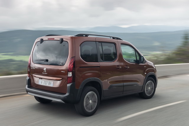 peugeot rifter 2018 primo contatto 07