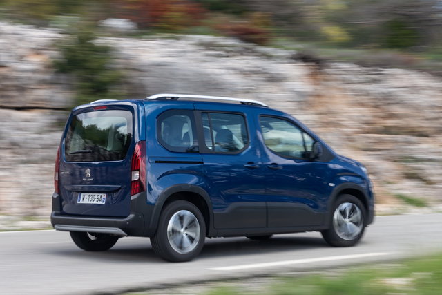 peugeot rifter 2018 primo contatto 24