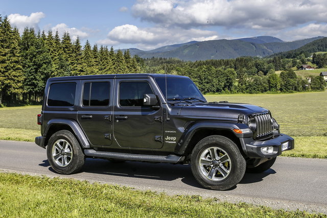 jeep wrangler sahara 2018 07 01