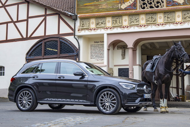 mercedes glc 300d 2019 03