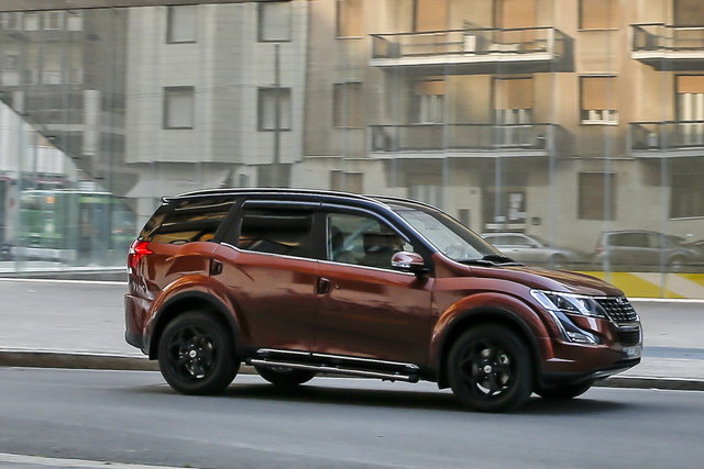 mahindra xuv 500 2019 07 14