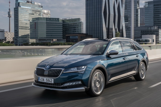 skoda superb scout 2019 07 10