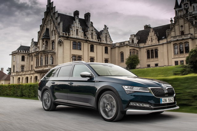 skoda superb scout 2019 07 14