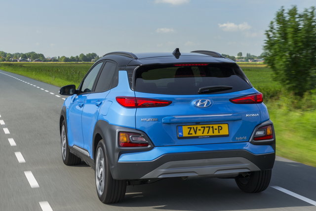 hyundai kona hybrid 11