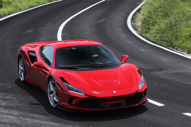 ferrari f8 tributo 2019 09 10