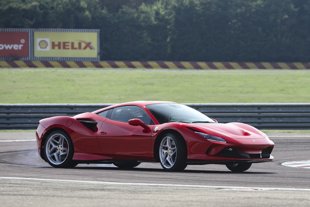 ferrari f8 tributo 2019 09 18