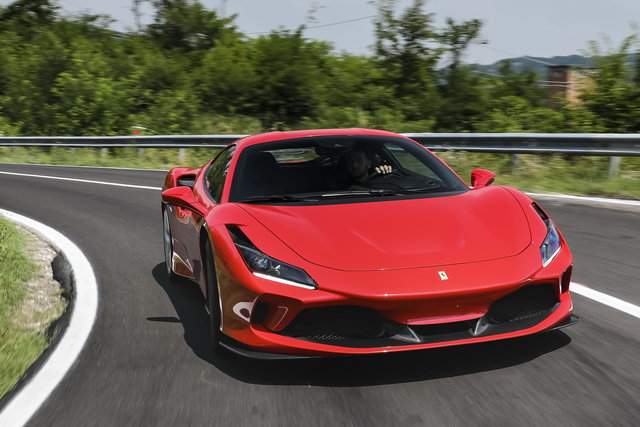 ferrari f8 tributo 2019 09 19