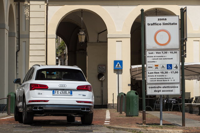 ztl audi q5 tfsi e quattro 12