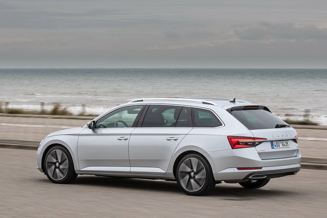 skoda superb iv 12