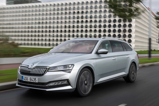 skoda superb wagon iv