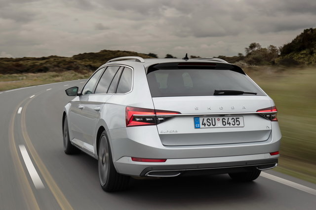 skoda superb iv 14