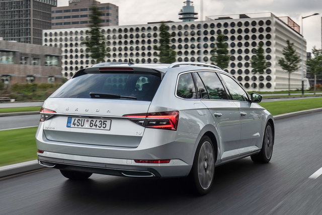 skoda superb iv 16