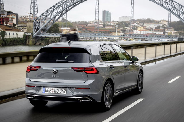 volkswagen golf 8 primo contatto 08